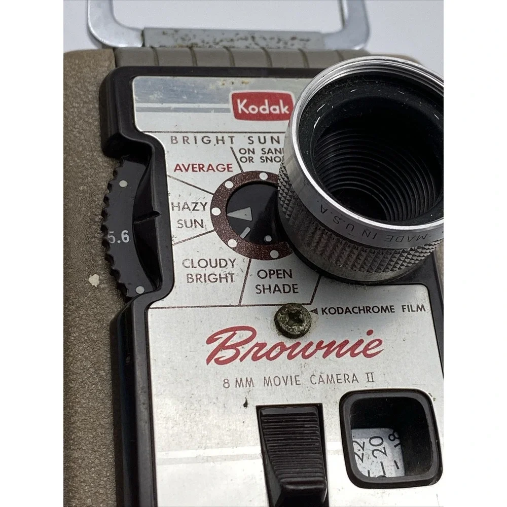 VTG 50s Kodak Brownie Movie Camera Model 2 8mm Cine Ektanon f/2.7 USA‎ w/ Manual